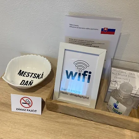 Nedaleko Centra Mesta Lägenhet *