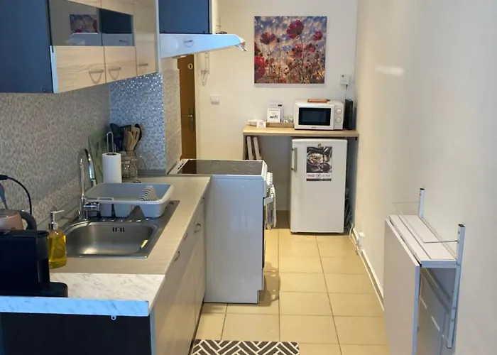 Nedaleko Centra Mesta